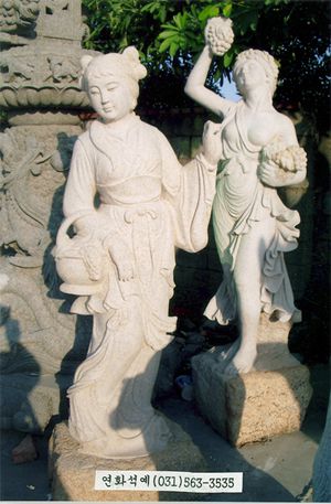 선녀상(공장전시)